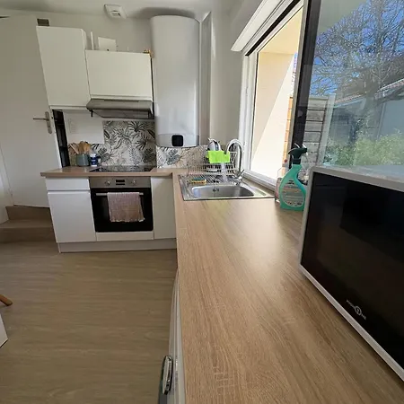 Maisonnette Cosy T2 Parking Prive * 尼奥尔